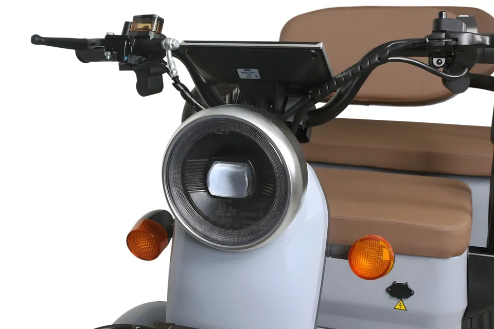 Geco AX3 R210 3-Rad Scooter Elektromobil 72V 1800W pilt 8