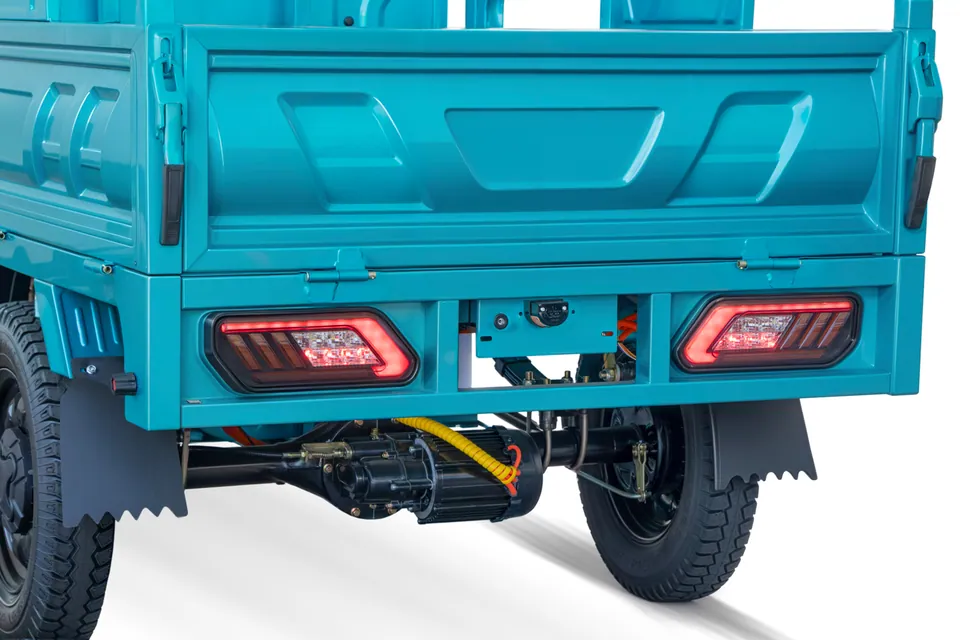 EEC Elektroauto Geco Lite Truck gXP 72V Polarbär Ultra AGM Batterie detail 18