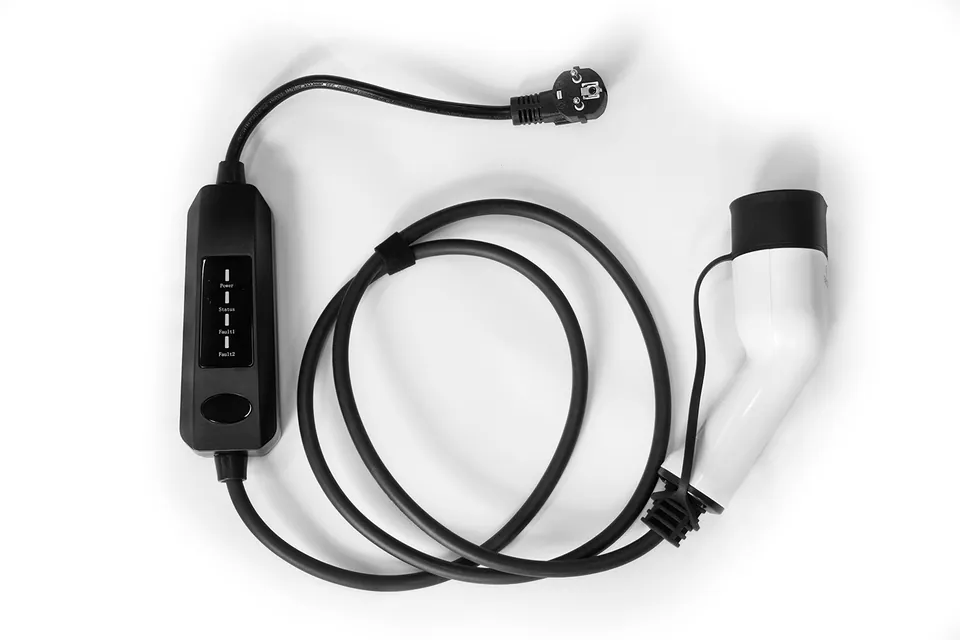 Geco Ladegerät Typ 2 3,6 kW 230V 16A mit SchuKo-​Stecker pilt 6